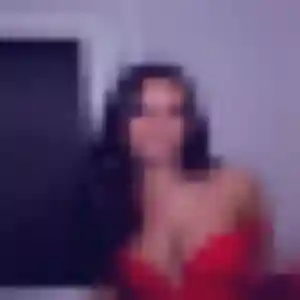 rencontre cougar à Roques : photo de Nicole, 33 ans - accès libre