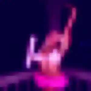 Sexy Lola, 21 ans à Saint-Berthevin - voir sa photo