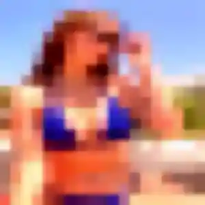 Solene, 34 ans, disponible à Saint-Genis-Pouilly pour un rencontre cougar