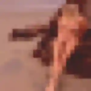Margaux, 26 ans, connectée à Saint-Gilles pour une rencontre coquine