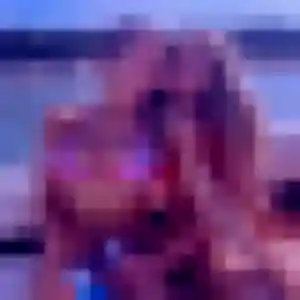 Brunehilde, 27 ans, connectée à Saint-Jean-d'Illac pour une rencontre coquine