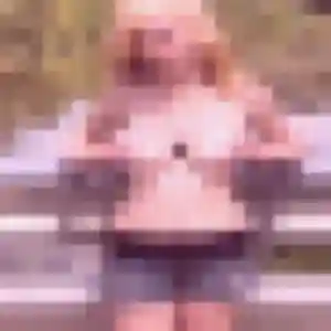 Rejoins Josephine, 33 ans à Saint-Jean-le-Blanc gratuitement