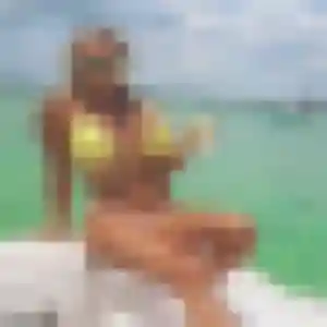 Magalie (26 ans) à Saint-Lô cherche un rencontre cougar ce soir