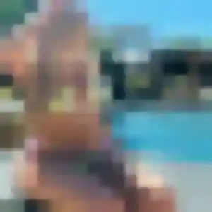 Sexy Emeraude, 19 ans à Saint-Raphaël - voir sa photo