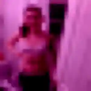 Oumaima, 35 ans, dispo pour rencontre cougar à Salles