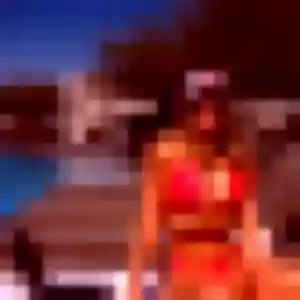 Samira, 30 ans, en ligne à Saujon pour un rencontre cougar