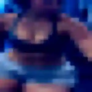 Fatima, 28 ans, en ligne à Sèvremont pour une rencontre coquine