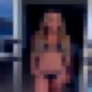 Solene, 19 ans, disponible à Thizy-les-Bourgs pour un rencontre cougar