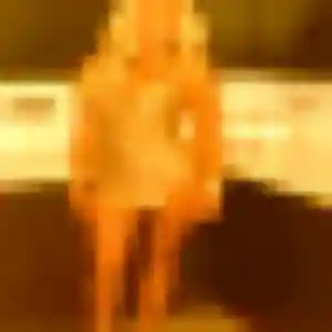 Katia (35 ans) à Trets cherche un rencontre cougar maintenant