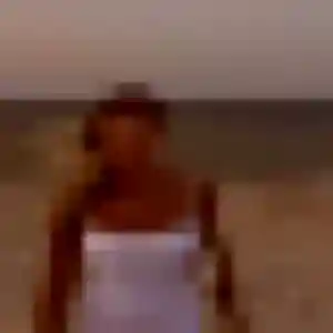 Contacte Janine, 28 ans à Valdoie gratuitement