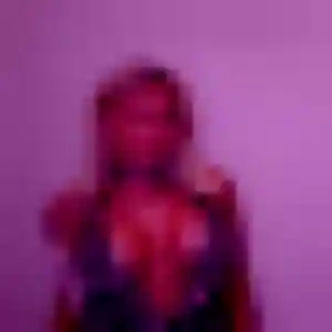 Kenza (36 ans) à Vandœuvre-lès-Nancy propose une rencontre ce soir