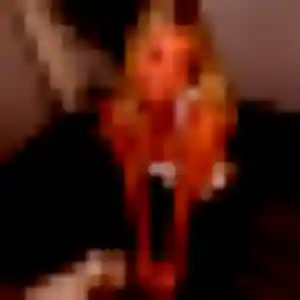 Irina, 23 ans, connectée à Vergèze pour un rencontre cougar