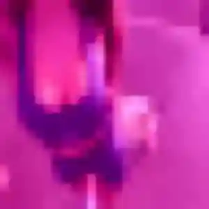 rencontre cougar à Villefranche-de-Rouergue : photo de Kim, 26 ans - accès libre
