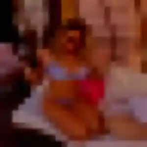 Photo de Ursula à Villeneuve-lès-Avignon (34 ans) - rencontre cougar sans inscription