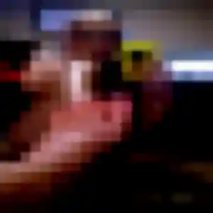 Brune, 21 ans, en ligne à Villeneuve-Tolosane pour une rencontre coquine