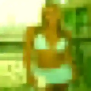 Siham, fille de 43 ans propose rencontre cougar à Vizille